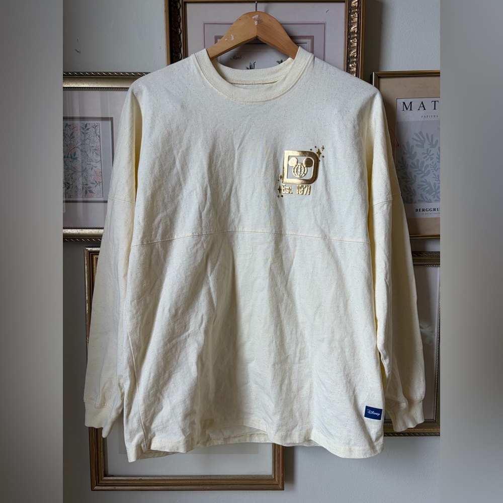 Disney Walt Disney World Gold Foil Castle Cream Spirit Jersey Size Medium - Picture 2 of 9